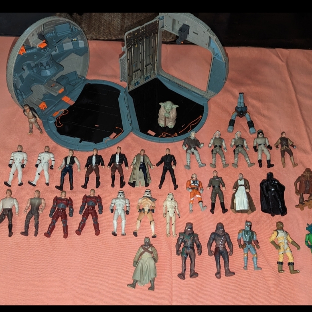 Star Wars Galactic Action Figure Collection with Playset